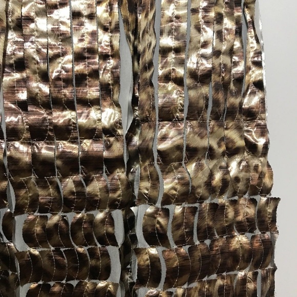 St. John Couture Women’s Mettallic Skirt, Size 4, - Picture 4 of 5